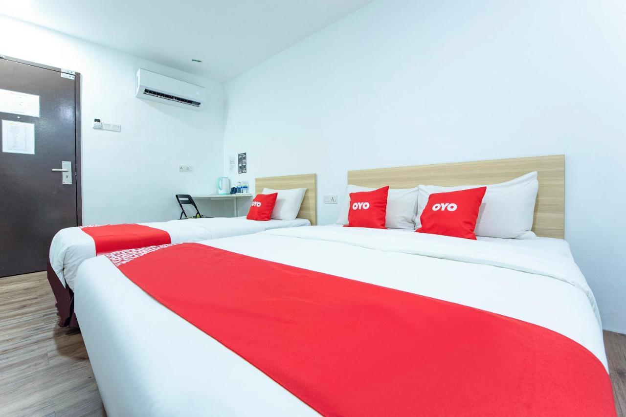 Oyo 90403 North City Hotel Johor Bahru Eksteriør billede